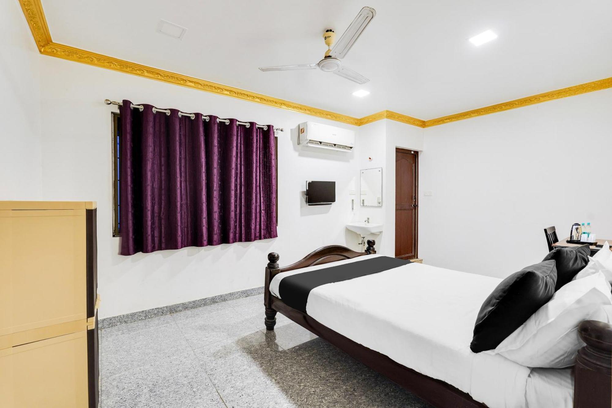 Super Hotel O White Town Formerly Seascape Residency بونديتْشيري المظهر الخارجي الصورة